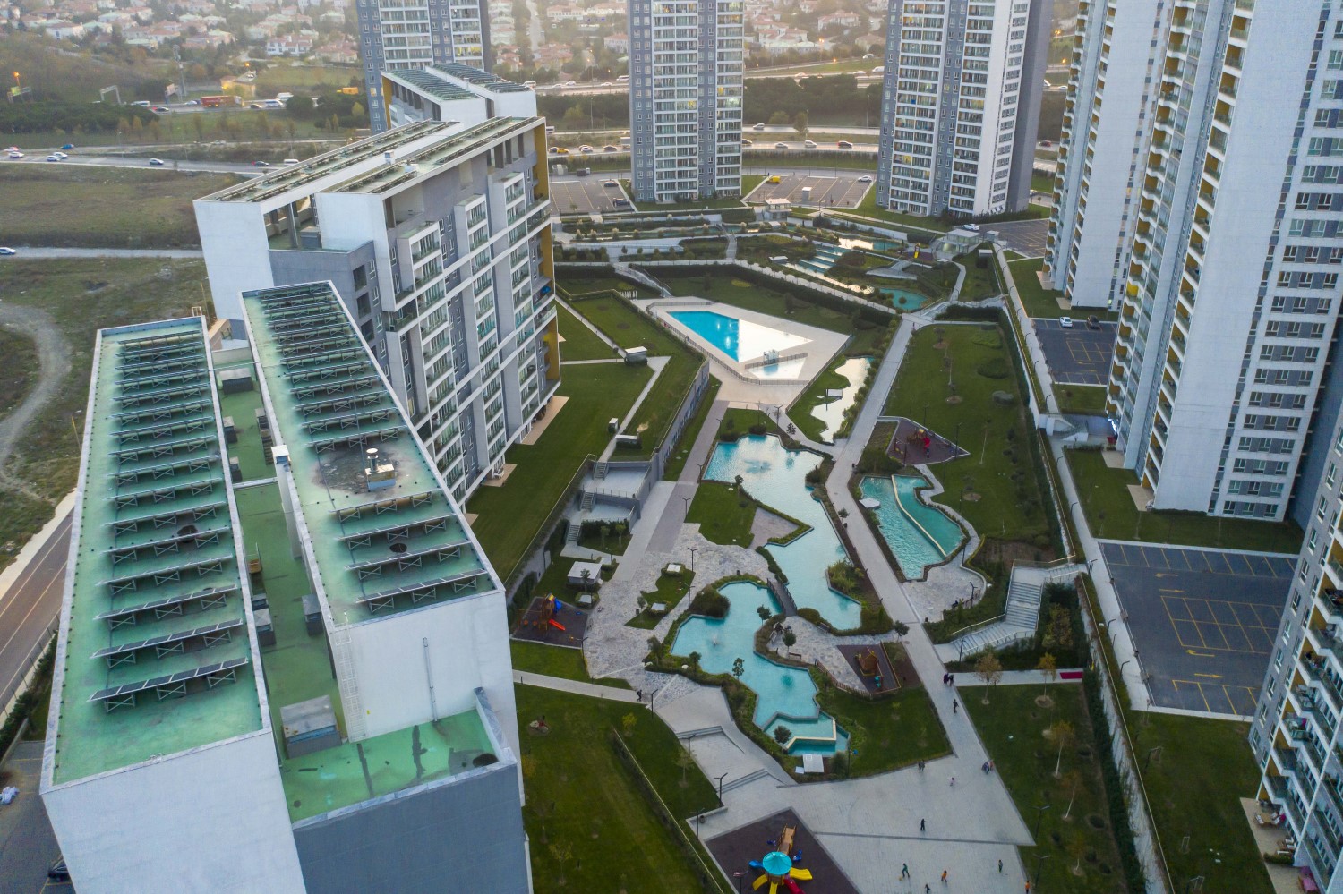 Apartment for sale in istanbul 4+1  283,000